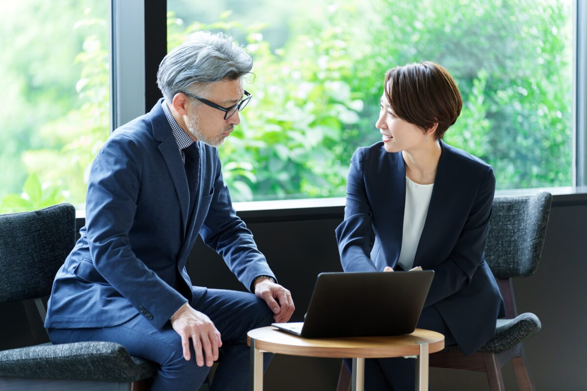 相続税申告の初回ヒアリングの様子（イメージ）